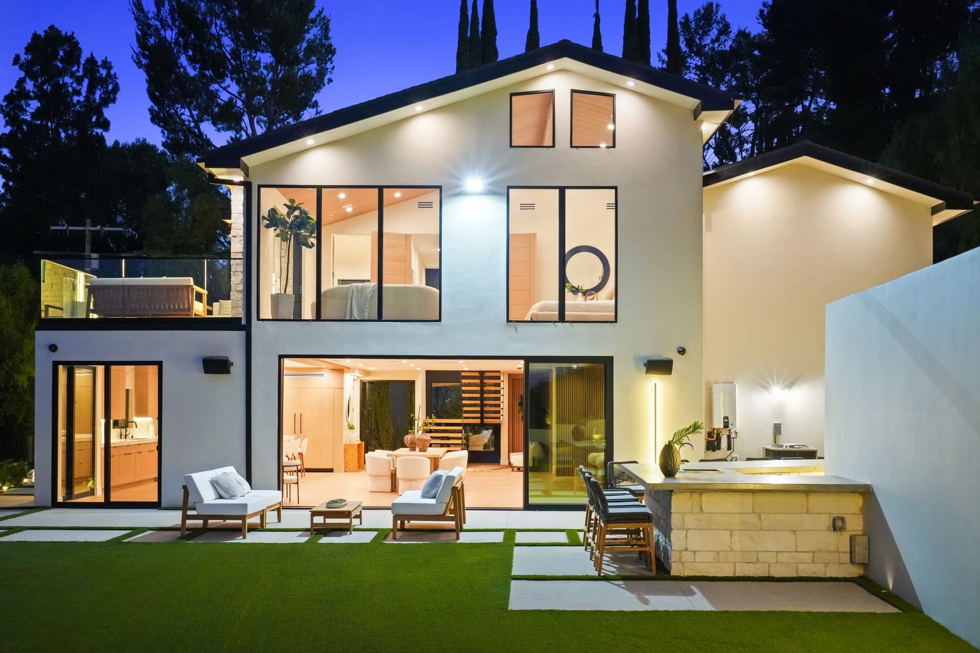Aryan Rabizadeh Los Angeles Premier Real Estate Team